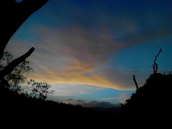 Previsor3's tweet image. crepúsculo en los altos Mirandinos