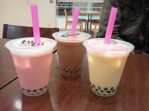 OhSehun_Fa's tweet photo. Venez me parler en mp, j'suis gentil, je vous offre un Bubble Tea ! http://t.co/28bQ2F3t9J