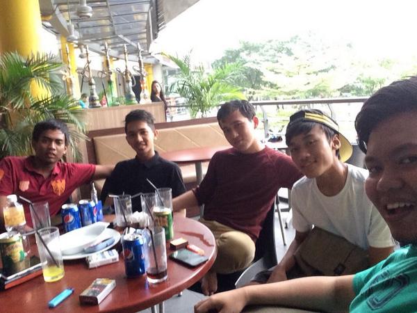anepsamsol's tweet photo. What a great day guys...thanks for everything...
#bx4 #biru2 http://t.co/u6SwmwTJXi
