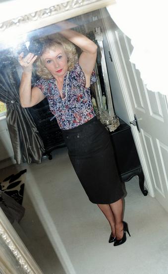 Watch NylonSue's leaked NSFW photo on TwXstars