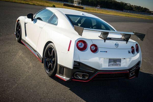 JustVehicles's tweet photo. GT-R 🙌 @Car http://t.co/vD5w6MmQO5