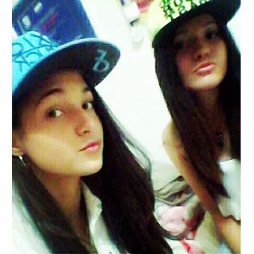 FlatFittyVe's tweet photo. La Vinotinto se vistió de Flat Fitty con Deyna Castellanos #FlatFittyVe http://t.co/EJX8ogziw6