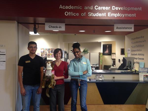 ucEXPLR's tweet photo. Guess who stopped by today? @IUPUI #PassTheJag #UniversityCollege #imajaguar Thx @spea_indy for passing him along! http://t.co/DRkO3asNeT