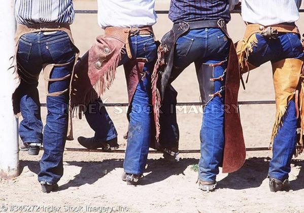 _thatbootytho_'s tweet image. Cowboy butts drive me nuts. 😍😛💦