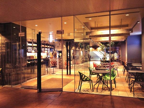 山本はるか 今日は7月に新しくopenした スタバの二子玉川高島屋店に行ってきた W めっっちゃ広くて 綺麗で気に入った 今後は御褒美カフェしたい時はここも使おうかしらん O Http T Co Upsobxw2yo Twitter