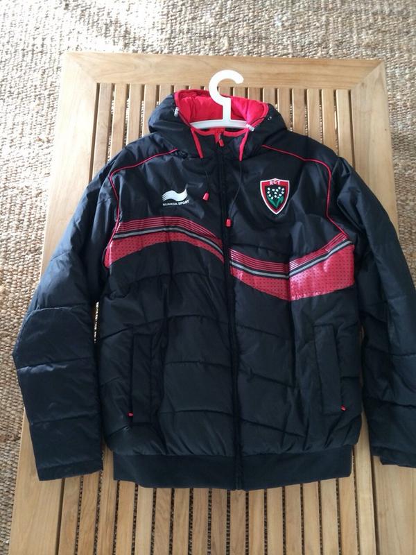 sporplerugby's tweet photo. Win!!! #Toulon pro training kit. RT to go into the draw. Winner announced 2nd Nov http://t.co/k125pIog0W http://t.co/bkOAwSAXZF