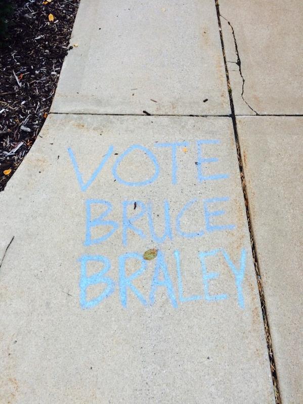 the_packdaddy's tweet photo. UNI gets it! students can vote in #mauckerunion or #redekercenter all week 9-3! http://t.co/TkhlyaQ1Rq