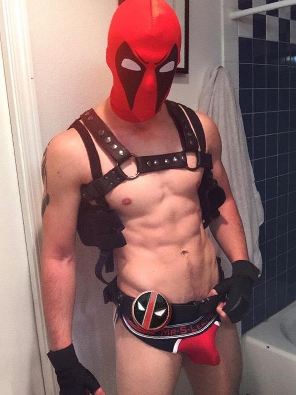 @TylerRushXXX Another brilliant costume. 