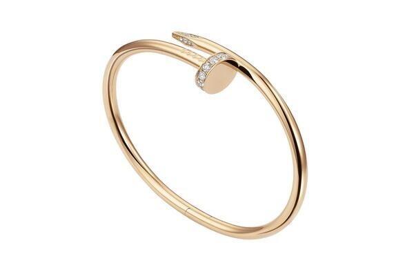Es_Lujo's tweet photo. Hermoso anillo | Cartier. http://t.co/Ur2dBuZ37Z