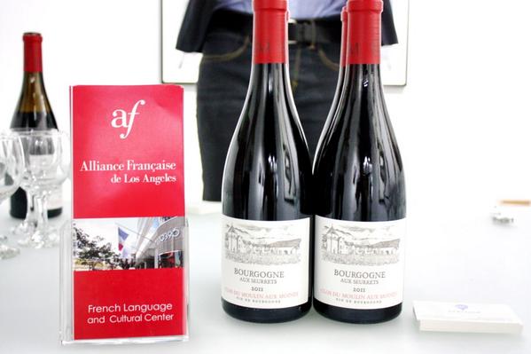 Heritagefw's tweet photo. Our Bourgogne Aux Seurrets from Clos du Moulin aux Moines at the #alliancefrançaise Art+Wine event @deregallery http://t.co/1ErQjNqdyK