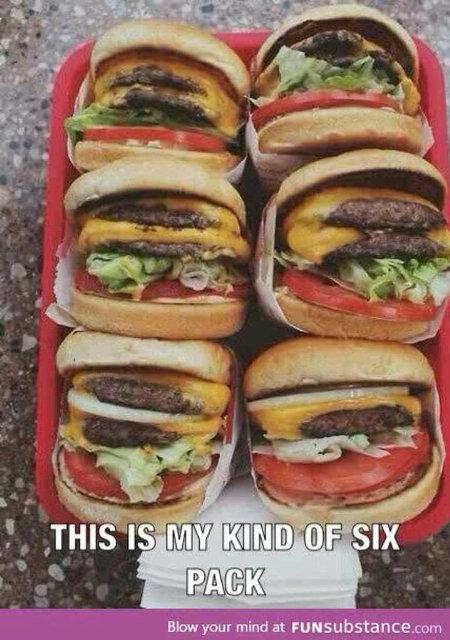 gilchrizt's tweet photo. This is my kinda six pack...@gilchrizt... http://t.co/xJcjQsNeif