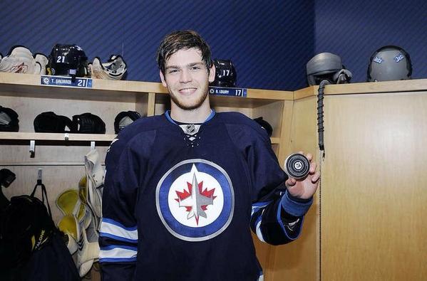 ALowsyPlayer17's tweet image. Thanks for all the texts and tweets! Thrilled to have scored my first goal in a win! #gojetsgo