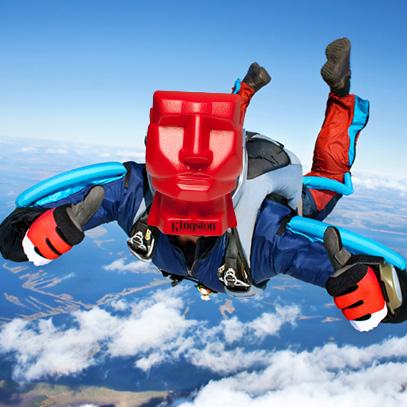 kingstontech's tweet photo. R3.0 G2 USB is ready for anything, even this! Check out Rex's "go-everywhere" pal-> http://t.co/xafER40EGP #WeeklyRex http://t.co/CsmDVDYcY4