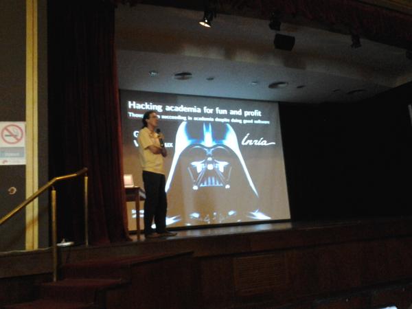 d3f0's tweet photo. @GaelVaroquaux keynote at SciPyCon Argentina 2014 http://t.co/QCGWWTbo3e
