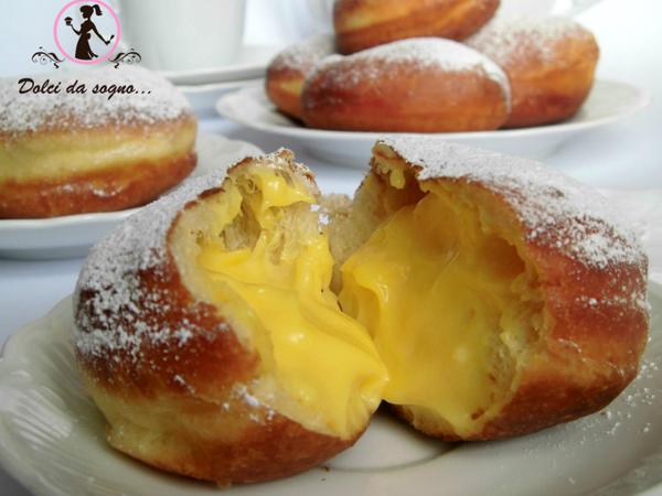 dolcidasogno's tweet image. Il #bombolone è servito! #dolcidopoiltiggi #Cremapasticcera #foodporn #gialloblogs #ricetta blog.giallozafferano.it/mieidolcidasog…