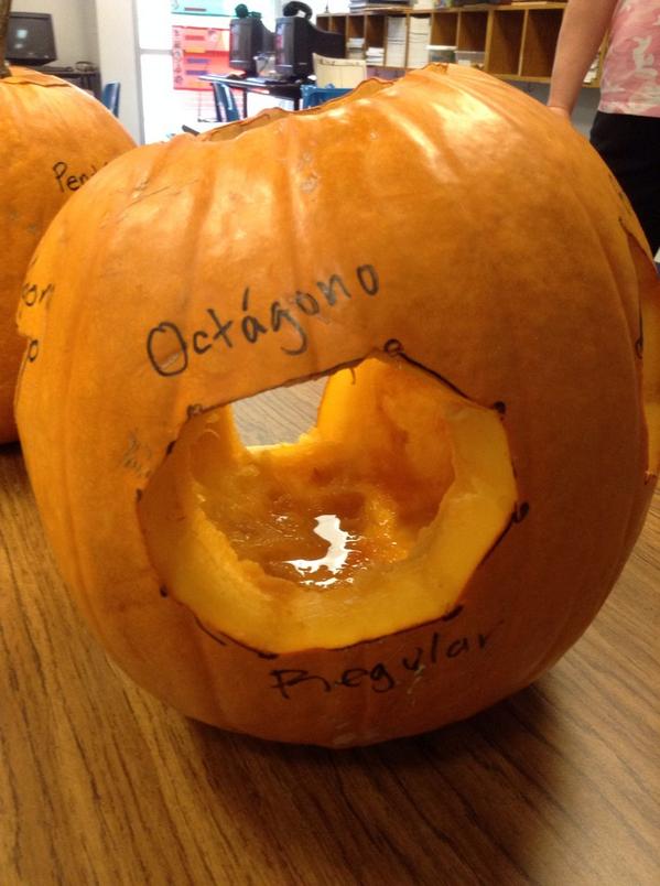 ArellanoTeach's tweet photo. Our Polly the pumpkin in 2nd grade!!! @SchulzePanthers #crazyaboutmath http://t.co/fh5ryEMvoZ