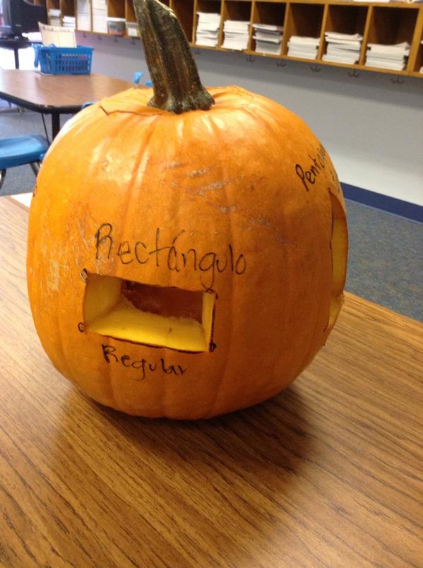 ArellanoTeach's tweet photo. Our Polly the pumpkin in 2nd grade!!! @SchulzePanthers #crazyaboutmath http://t.co/fh5ryEMvoZ