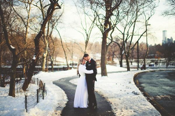 Junebug Weddings (@junebugweddings) on Twitter photo This #CentralPark #wedding celebrates the beauty of #NYC in the winter → j.mp/1ypzRdY <a href="/jasonmizephoto/">Jason Mize</a> This #CentralPark #wedding celebrates the beauty of #NYC in the winter → j.mp/1ypzRdY <a href="/jasonmizephoto/">Jason Mize</a>