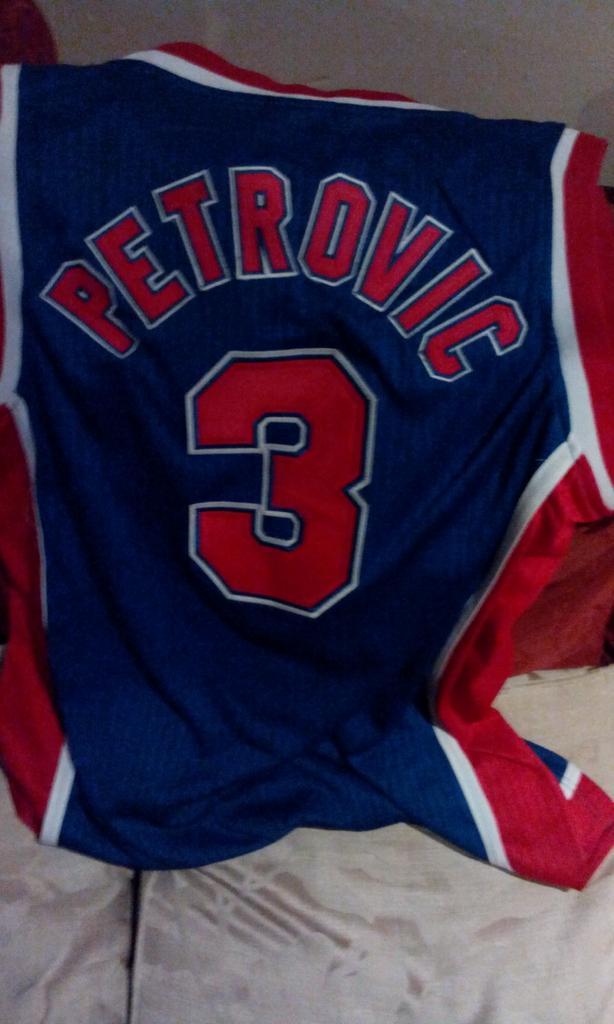 Happy birthday Drazen Petrovic who would have been 50 today. R.I.P. 