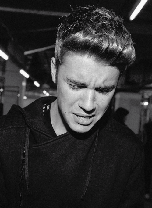 futherdrake's tweet photo. cutie  #EMABiggestFansJustinBieber http://t.co/wKCzQHVnGn