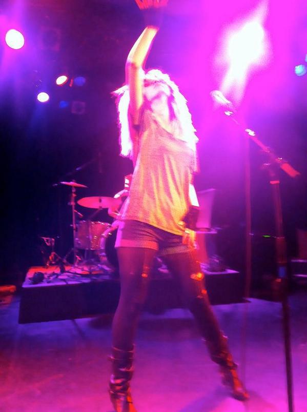LizaldeRuben's tweet photo. #CityofAngels own @FireTigerBand http://t.co/HFBgKExvzT https://t.co/EzEesbX48X
📲 Email: mgmt@FireTigerMusic.com http://t.co/A6dnmwZcZo
