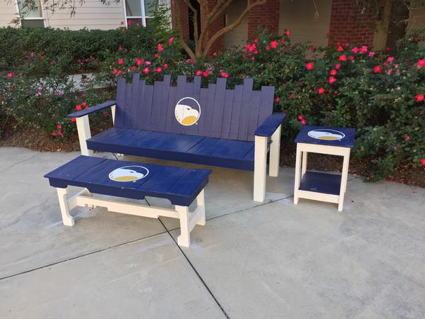 gsucourtyard's tweet photo. S/O to Residential Facilities for the new furniture in our courtyards! #LifeAtCourtyard http://t.co/YsVyU0Xgh4
