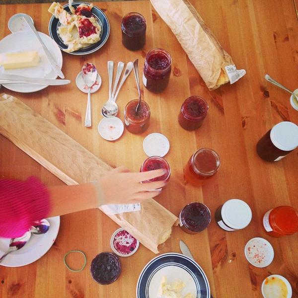 DinnerLab's tweet photo. #dinnerlab is havin' a pretty sick jam sesh at the office this week. Thx @miayvonne & #Briermere Farms! via @HallieGD http://t.co/fepHiNe7B7