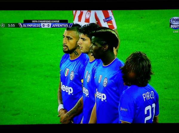 Olympiacos Juventus Aggiornamenti: annullato gol a Tevez 1 B0ksQ4BIcAABPsZ
