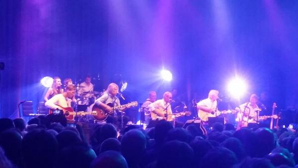 mike_smith101's tweet photo. #statusquo live and unplugged. Proper legends. http://t.co/Mes6hi0M2A