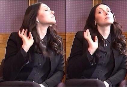 Iauraprepns's tweet photo. when you're in school and people you hate approach you: http://t.co/7C4XbQYLUZ