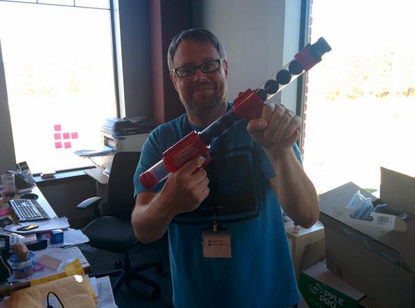 MikeAswegan's tweet image. @ericengelmann Arming himself for pitch practice. #maintainingFocus