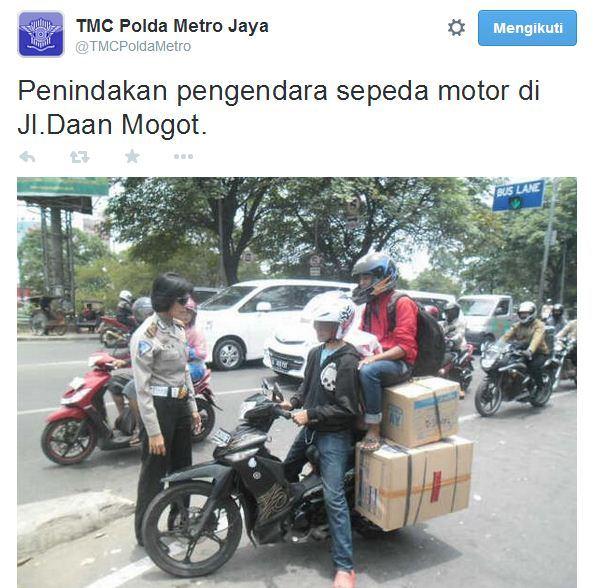 BoxCenterPLG's tweet image. Wkkkwk.... Ado ado bae..idak aman, idak nyaman, tp kerenn jugo jadila...hahha