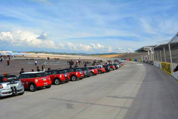 MINImexico's tweet photo. ¿Te gustaría ir al #MTO2014 en el @ovaloagsmx organizado por el @clubminiags? Pide Informes en clubminiags@yahoo.com http://t.co/9XRJRHgVMC