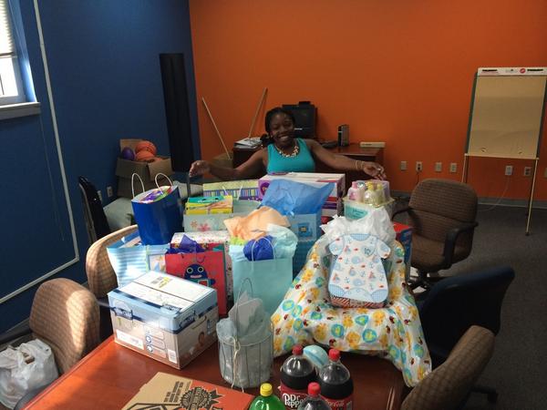 abg_marcos's tweet photo. Celebrating Edneshia Baby Shower!!@BA_ABG @MikeOLo_ABG @AvisBudgetPBI http://t.co/uOprOWM94t