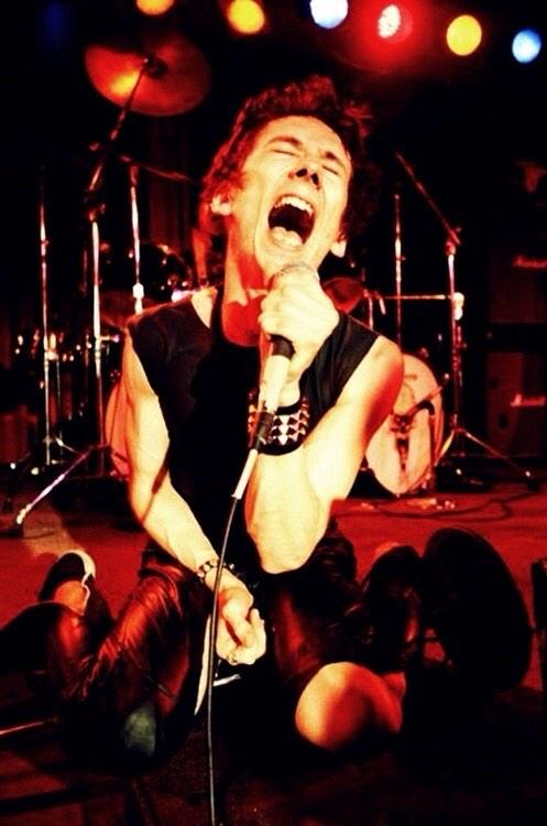 Happy birthday Stiv Bators. 