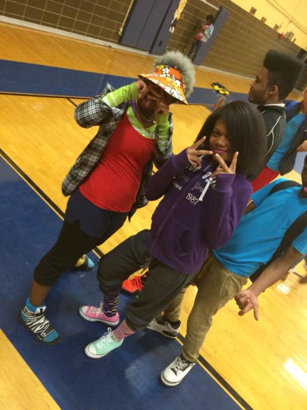 n0t0sh0's tweet photo. Me and @_LexiieeLexx #BamaDay #PotomacDoesItBetter http://t.co/HWF4zVA4KG