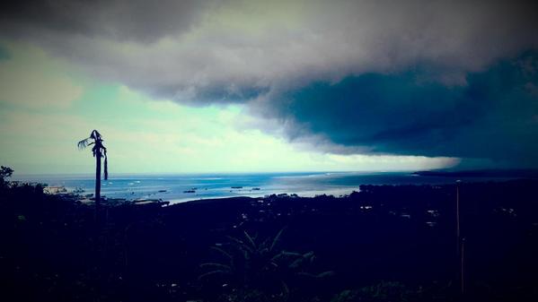 jimtora's tweet photo. days like this #happydiwali #2waters http://t.co/hw1HILM1t6
