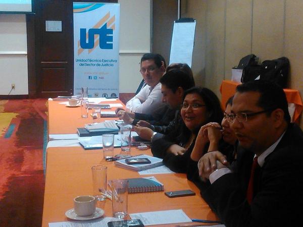 LuisaRivera69's tweet photo. Jefaturas UTE Participan en jornadas de construcción plan estratégico institucional http://t.co/3jRoHTB2Rj