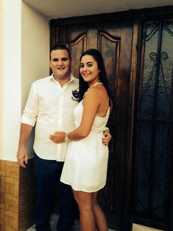 14anarocio's tweet photo. Las ganas de ti nos las pierdo nunca @alejandrojc99 ❤️ http://t.co/RppeaajTUw