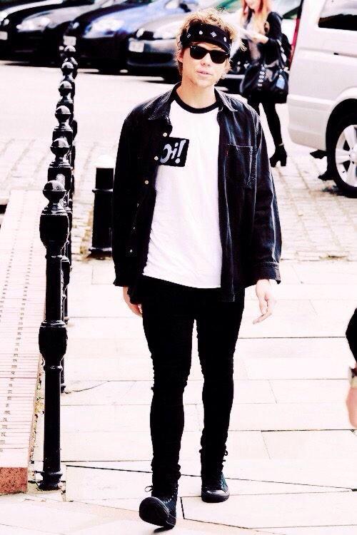 Daddy Ash (@daddyashrp) on Twitter photo 