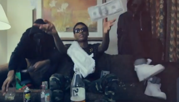 DailyLoud's tweet image. [NEW] Bleu Friday - "Joy Ride" [Music Video] go.shr.lc/1uH7MuX [@BleuFriday]