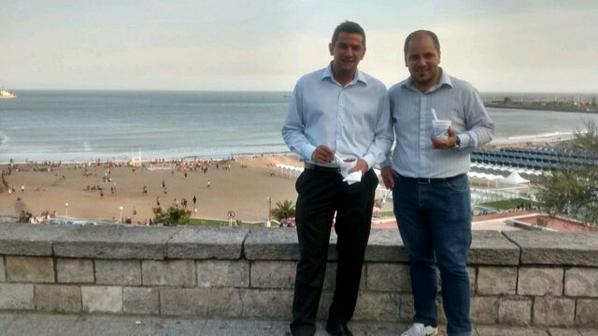 gmarlp's tweet photo. Pequeño Recreo con heladito en mardel, con @Fede600Gonzalez y @luismaradeo http://t.co/zZBw285PEw