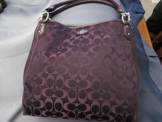 play2save's tweet image. You can WIN this Coach Hobo Purse for 90% off retail at: play2save.com Auction Types ==&amp;gt; Play2Save Auction