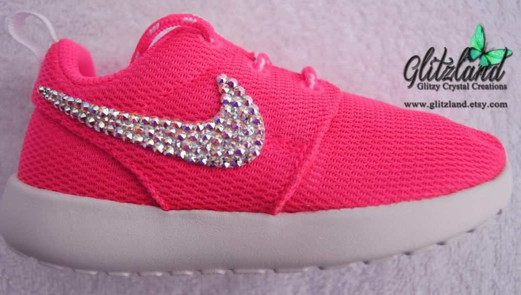 baby pink nike roshe