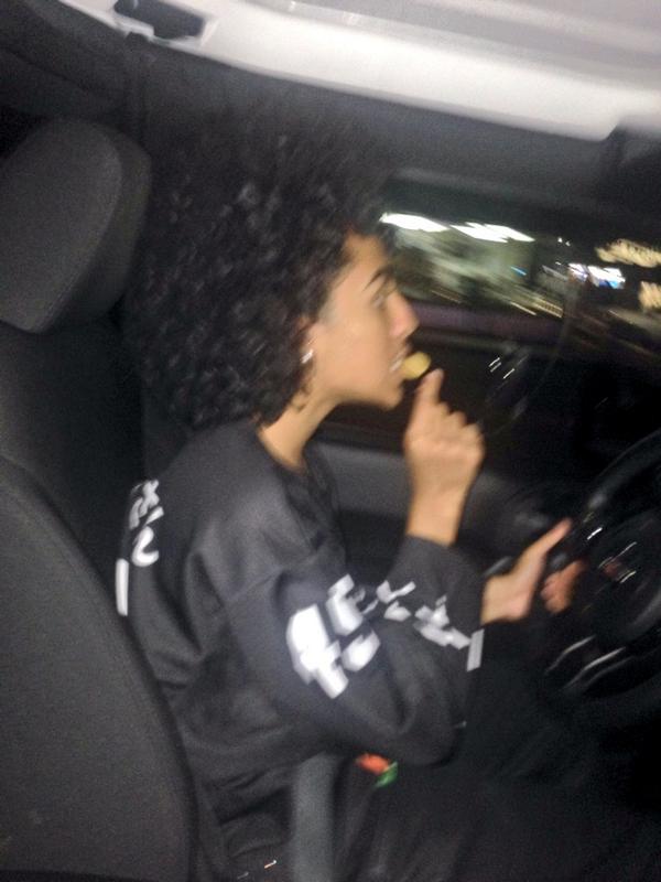 JusticeDomingo's tweet image. Favorite chips x favorite person.