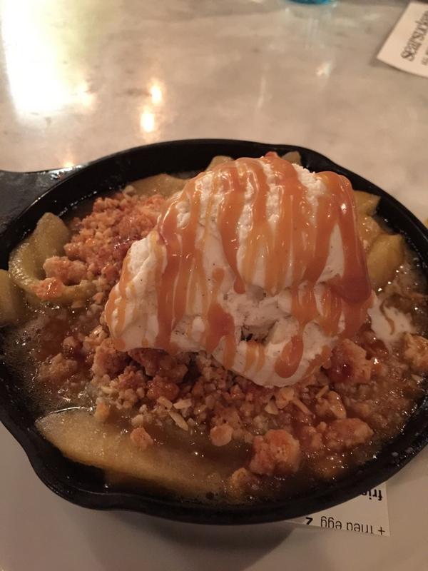 EatMoreNow's tweet photo. @searsucker But alas, it was not...because I saw the apple crisp. My stomach has expanded beyond all credulity! http://t.co/FIyp2j1rfD