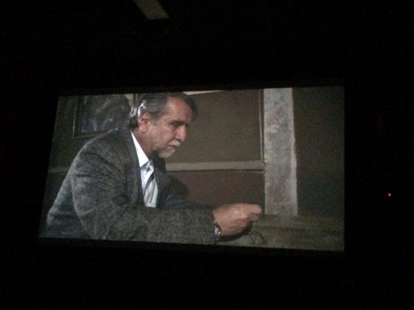 GoesAndRuns's tweet photo. "@RallyGIFF: @GoesAndRuns llegó a @Cinemex Querétaro. @FrancesGuillen @JORGELEVY @Luisrosaless http://t.co/mKhW6eRg0K" Venga !! Saludos