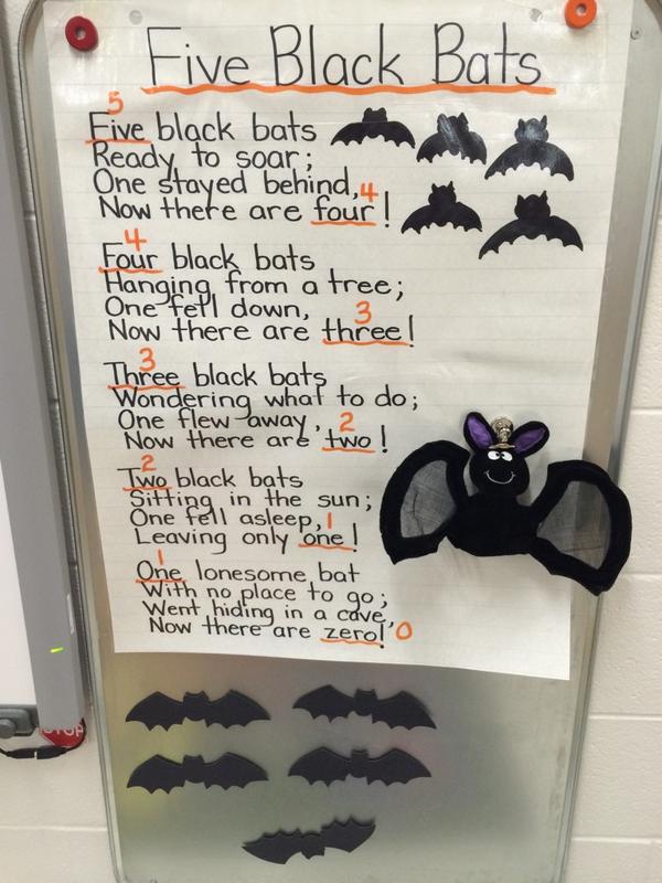 5 black bats! Large magnetic board!