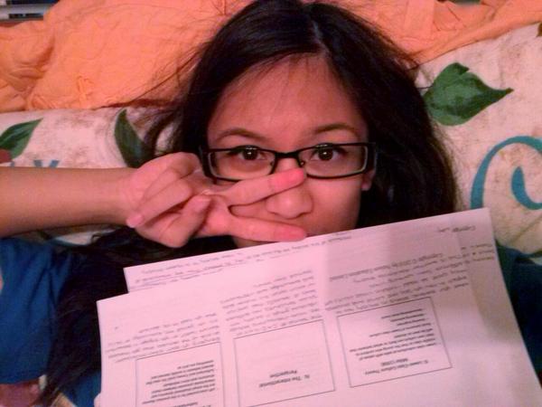 chibinise's tweet photo. Studying for my fourth and final midterm this week. #brainonautopilot #almostdere http://t.co/koww9COFCS