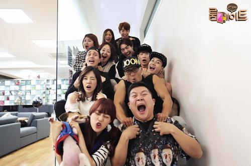 [OTHER][18-9-2014]Hình ảnh mới nhất từ chương trình "Roommate" của Sunny B0mRqCICIAAXIZQ